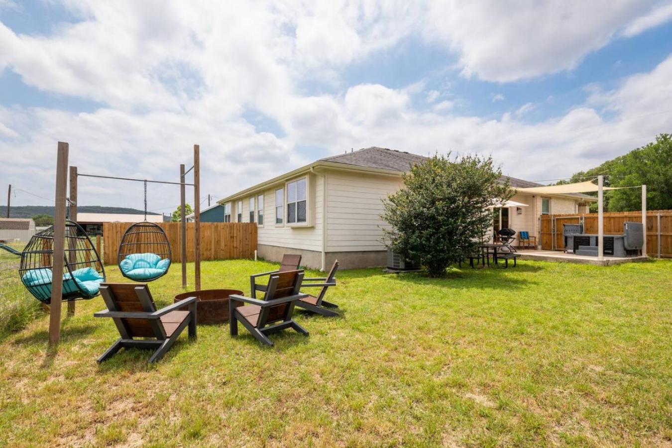 The Lodge At Little Ranches Central Sleeps 26 Wimberley Zewnętrze zdjęcie